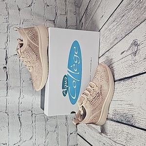 Aqua College Womens Kanon Lifestyle Athletic and Training Shoes Pink 5.5